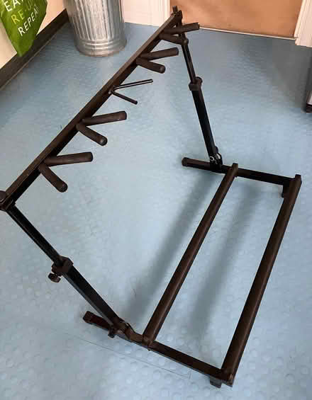 Photo of free Guitar stand for 5 guitars (TW1 East Twickenham) #1