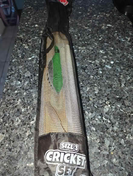 Photo of free Kids cricket set (St Albans AL1) #1