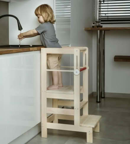 Photo of Toddler tower kitchen helper (Uxbridge UB8) #2