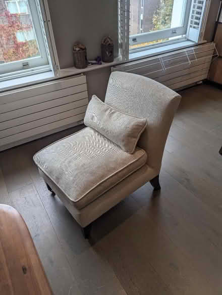 Photo of free 2x lounge sitting chairs (Chelsea SW10) #1