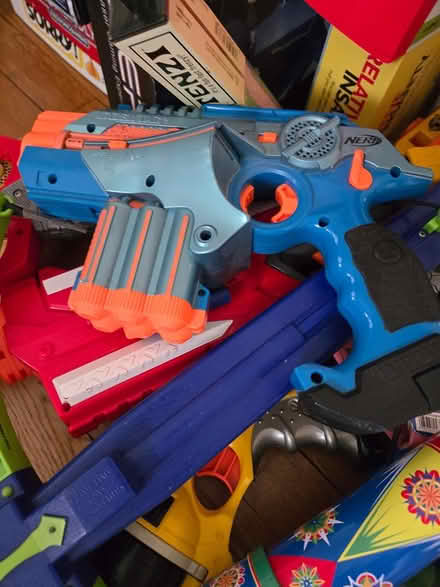 Photo of free KIDS TOYS in time for the holidays (Tenleytown) #3