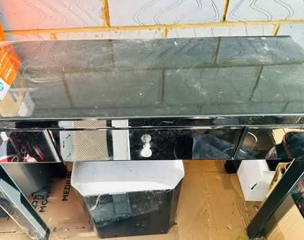 Photo of free Dressing table (Bromley BR2) #1