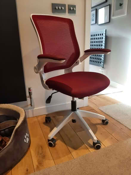Photo of free Basic office chair (Ham TW10) #1