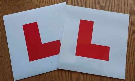 Photo of free L Plates (Bussage GL6) #1