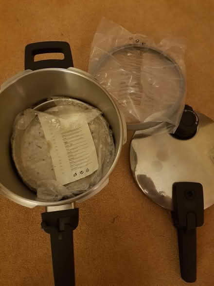 Photo of free ELO Pressure Cooker (Dun Laoghaire/glenageary) #4