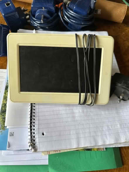 Photo of free Matsui digital photo frame (Hambridge TA10) #1