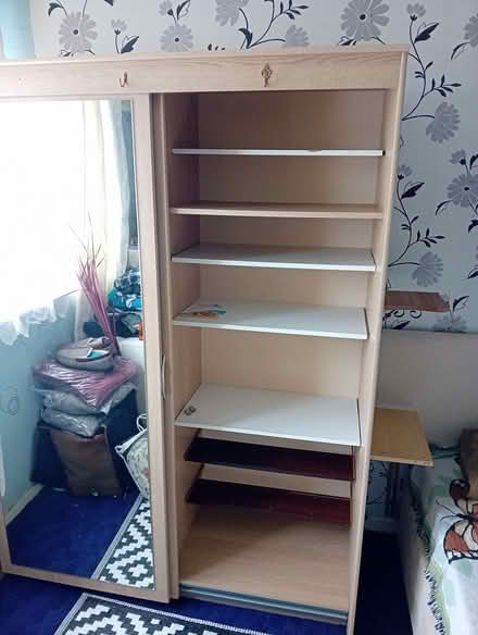 Photo of free Double hanging wardrobe, mirror door, has been dismantled (Netteswell CM20) #4