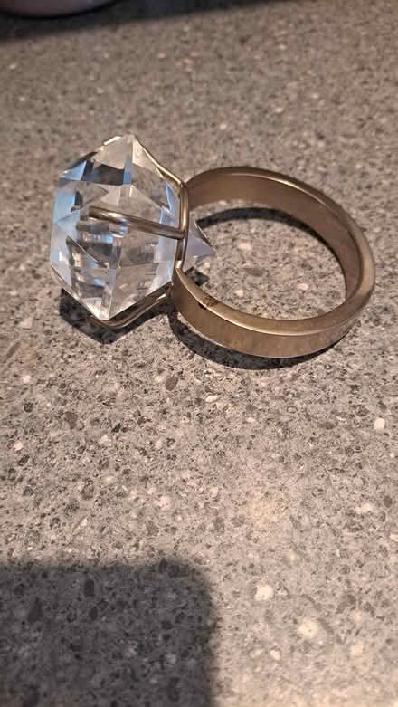 Photo of free Paper weight (Luton LU3) #4