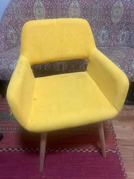 Photo of free Yellow chair (Crown heights) #1