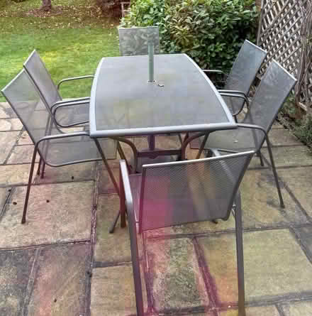 Photo of free Garden table and 6 chairs (Coney Hall BR4) #1