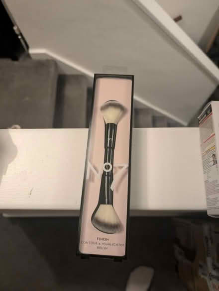 Photo of free No 7 contour & highlight brush (Teddington) #1