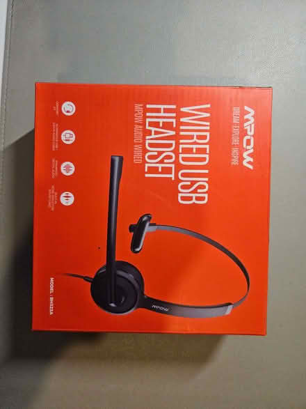 Photo of free USB headset, never used (Molesey TW12) #1