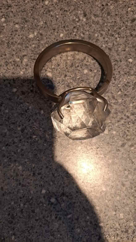 Photo of free Paper weight (Luton LU3) #3