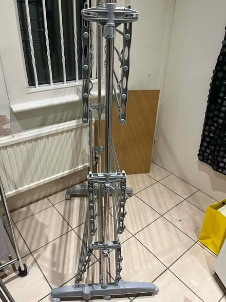 Photo of free Large airer (Ealing Common W5) #1