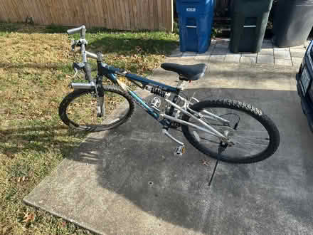 Photo of free Mongoose Adult Mountain Bike (Tanley Rd & New Hampshire Ave) #2