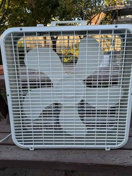 Photo of free Box Fan (El Cerrito Plaza) #1