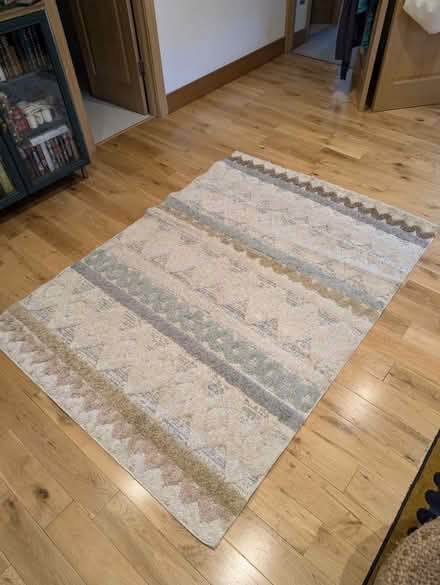 Photo of free Rug (Bermondsey SE1) #3