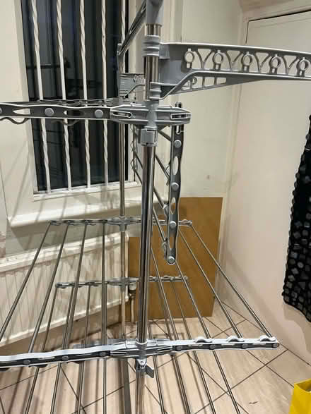 Photo of free Large airer (Ealing Common W5) #2