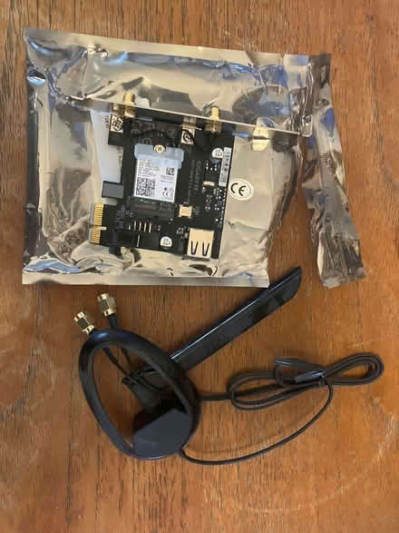 Photo of free Wifi/Bluetooth PCI-e card for PCs (Kingsholm GL1) #1