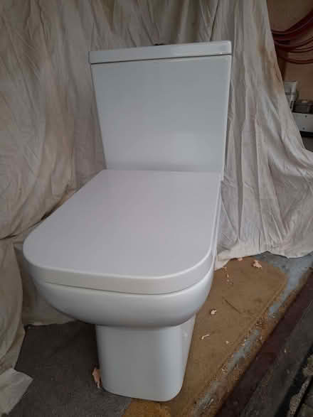 Photo of free Close coupled toilet (Kings Caple HR1) #1