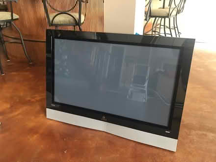 Photo of free Vizio TV. Works. 42” HD (Medinah) #1
