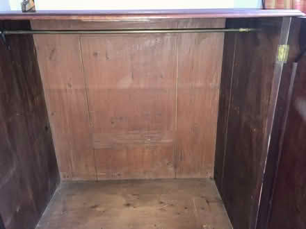 Photo of free Gentleman’s wardrobe (SW2) #4