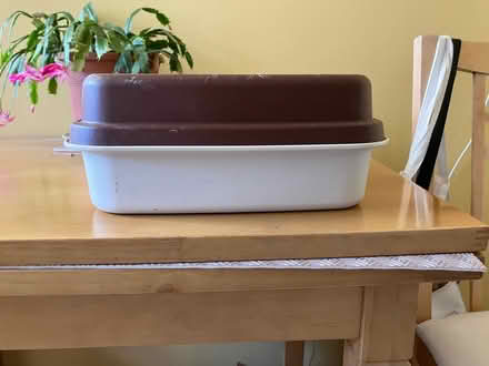 Photo of free Tupperware bread bin (Harlow CM18 staple tye) #2