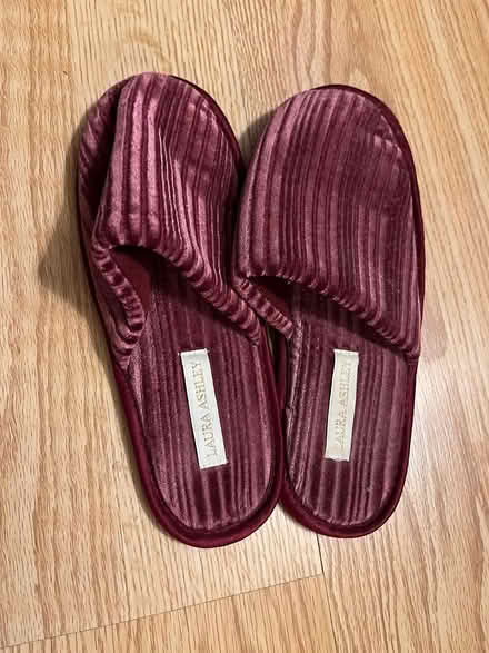 Photo of free Small girls slippers (Saratoga downtown) #1