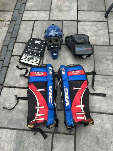 Photo of free Goalie gear for street hockey (Swansea) #1
