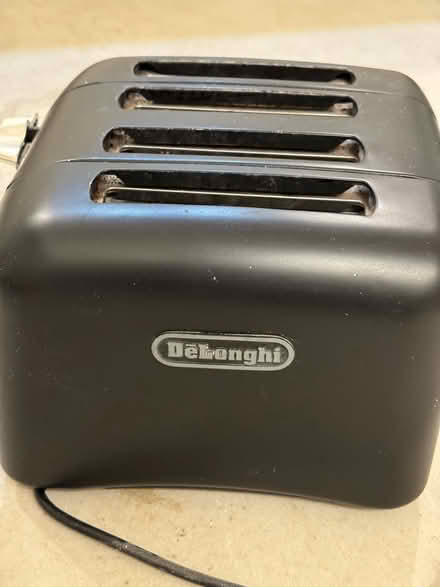 Photo of free 4 slice toaster (CV5) #3