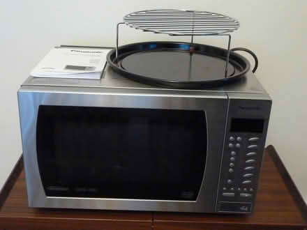 Photo of free Panasonic Microwave - NOT WORKING (Cookhill B49) #4