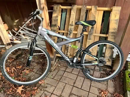 Photo of free Dynacraft Gauntlet Mountain Bike (South Beacon Hill) #1