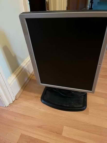 Photo of free VGA computer monitor (Coombe Dingle BS9) #1