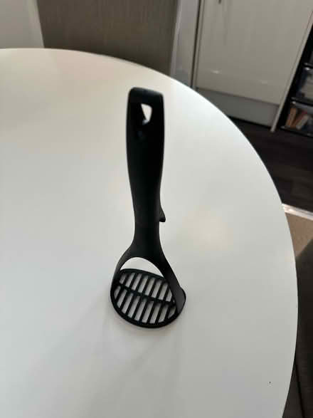 Photo of free Household and kitchen items (Ox4 3en) #4
