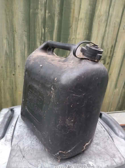 Photo of free fuel container (Waterlooville PO8) #1