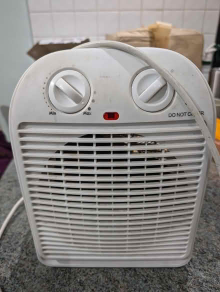 Photo of free Heater (fan working, no heating) (Wallington SM6) #1