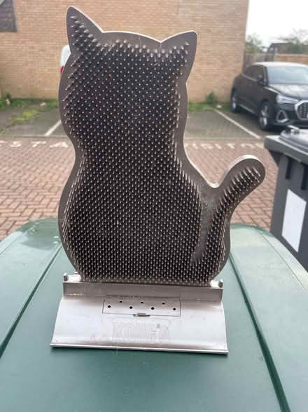 Photo of free Fur removing toy for cats (Poets MK40) #1