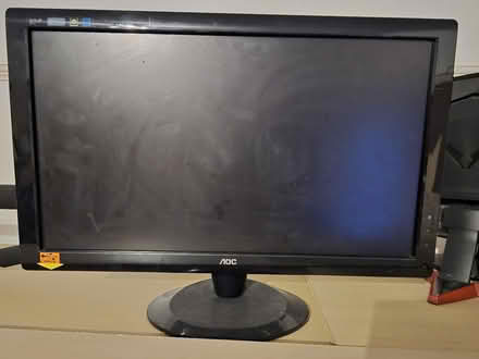 Photo of free PC Monitors (Huyton) #2