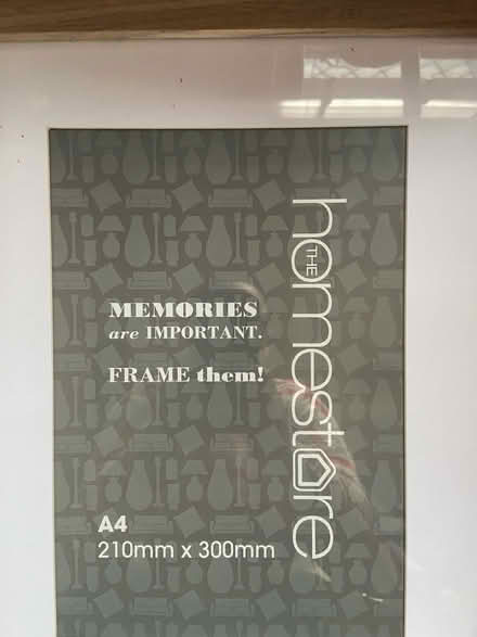Photo of free Wooden photo frame (WN7) #2