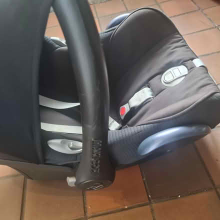 Photo of free Maxi cosi baby car seat (Seacroft LS14) #1