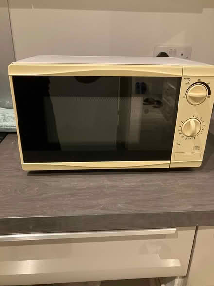 Photo of free Microwave (E17) #1