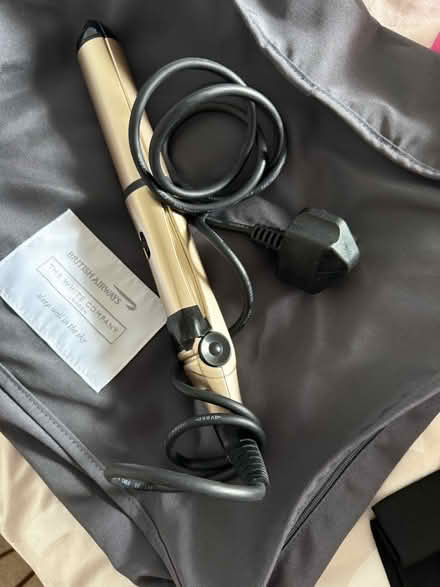 Photo of free Hair straightener/curler (Se2) #2