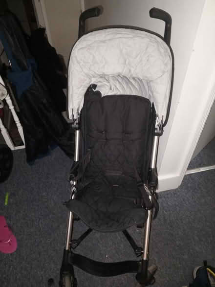 Photo of free Push Chair (Stoke Newington N16) #1