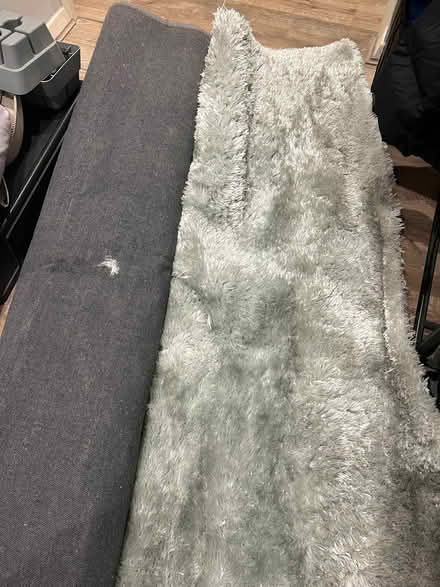 Photo of free Duck egg blue shaggy carpet (Wandsworth Common SW18) #1