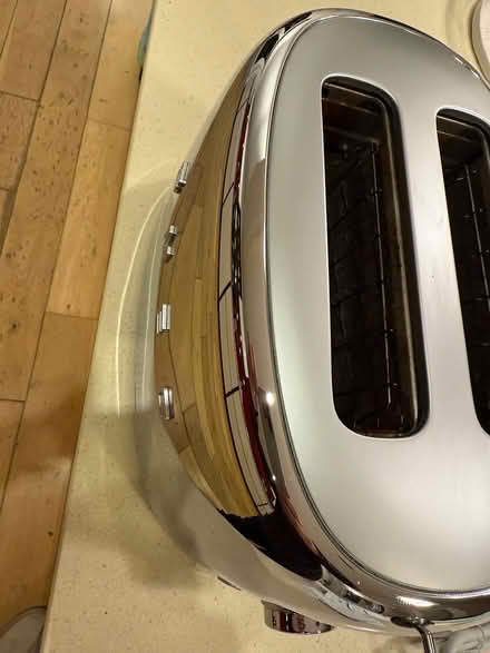Photo of free Smeg toaster (Hitchin) #3