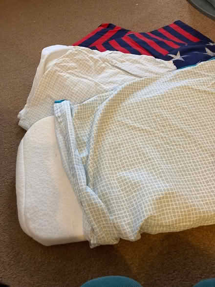 Photo of free Duvets for toddler bed (Dawlish warren) #1