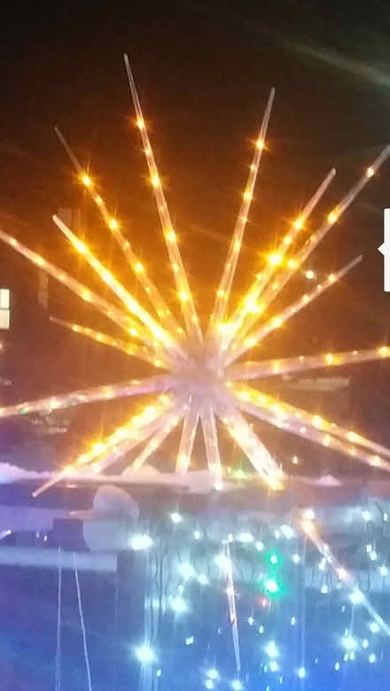 Photo of free YELLOW /Golden sputnik star (Parson cross S5) #1