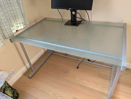 Photo of free Glass topped desk (Bounds Green N11) #3