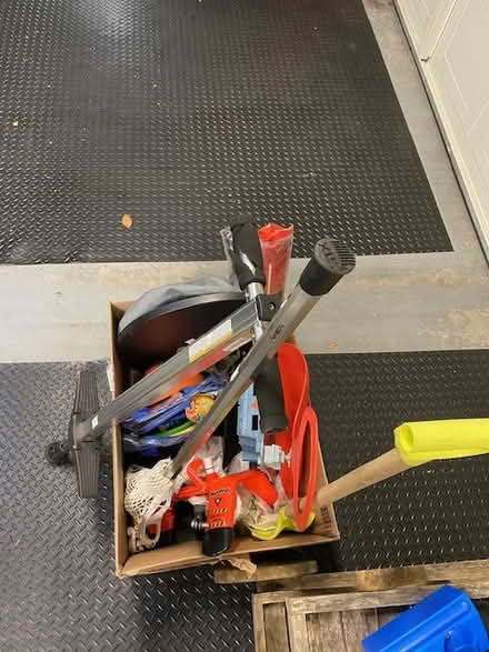 Photo of free Bits and Pieces (Peacock gap San Rafael, CA) #1