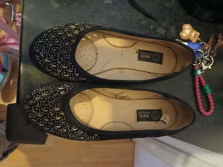Photo of free Shoes (NW10) #3